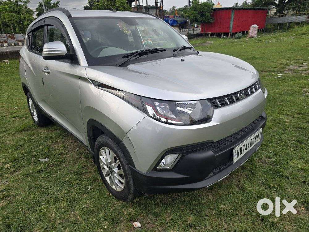 Mahindra Kuv 100 Mfalcon G80 K8 Dual Tone, 2017, Petrol