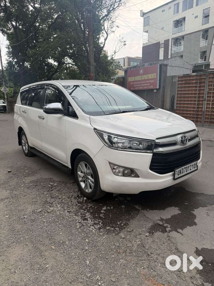Toyota Innova Crysta 2.4 G Mt, 2019, Diesel