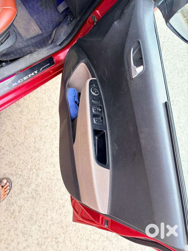  Hyundai Xcent 2014 Petrol + Rto Authorised Lpg
