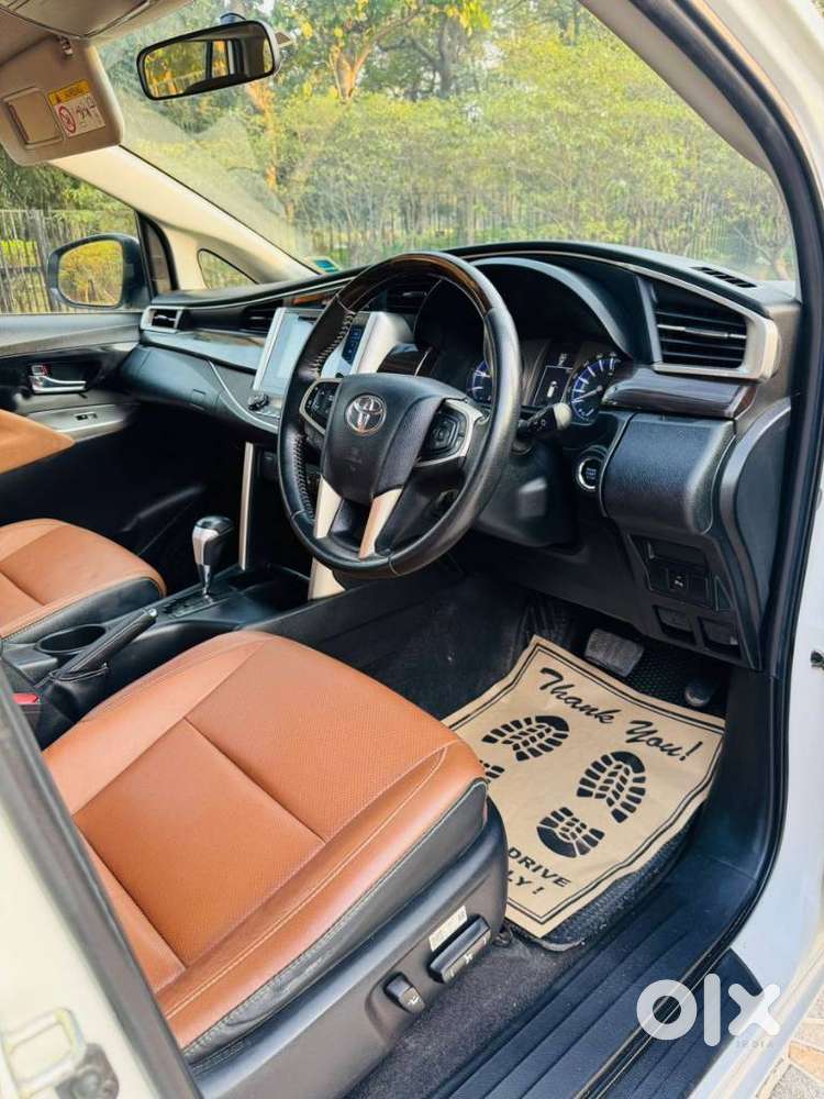 Toyota Innova Crysta