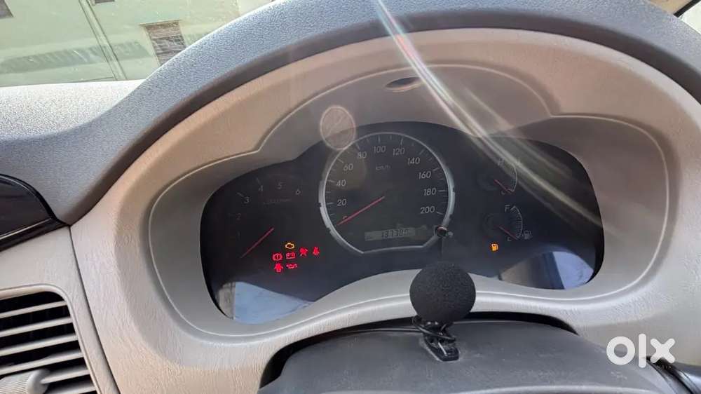 Toyota Innova 2015 Diesel 135000 Km Driven