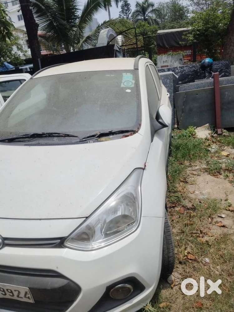 Hyundai Grand I10 2013-2016 Sportz, 2015, Petrol