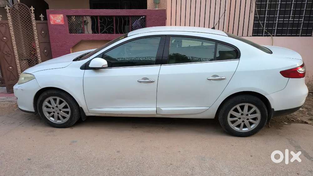 Renault Fluence 2012 Diesel 120000 Km Driven