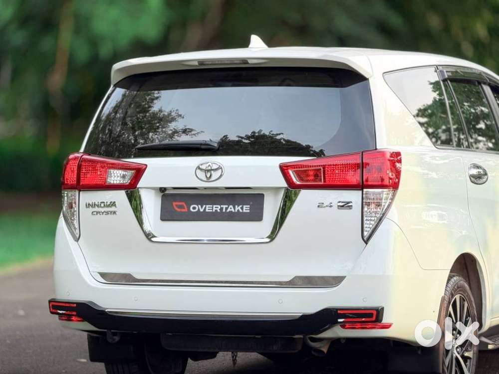 Toyota Innova Crysta [2020-ongoing] 2.4 Zx 7 Str, 2022, Diesel
