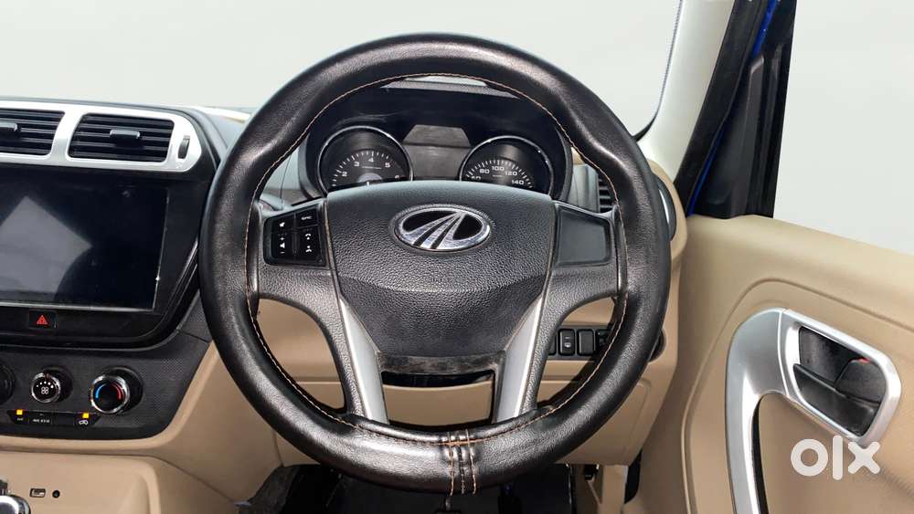 Mahindra Tuv 300 T8 Amt, 2016, Diesel