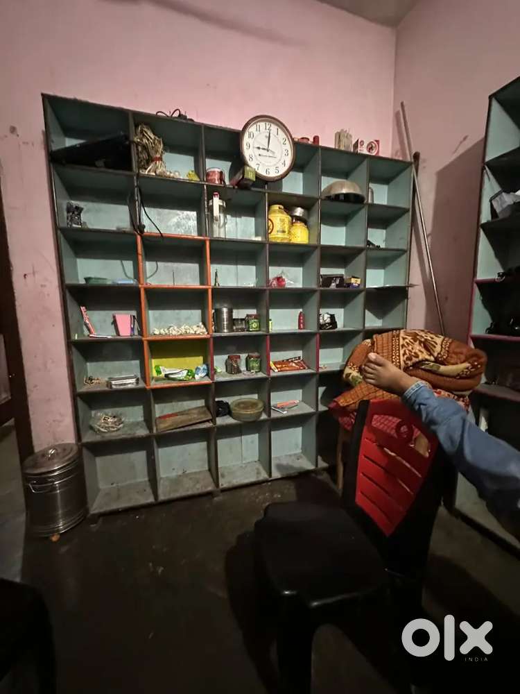 Kirana shop counter and rake