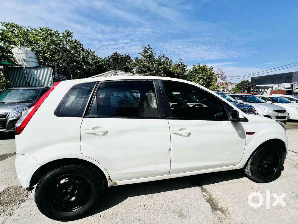 Ford Figo 2010-2012 Petrol Exi, 2013, Petrol