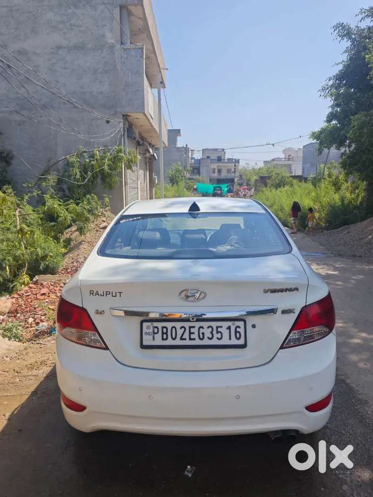 Hyundai Verna 2013