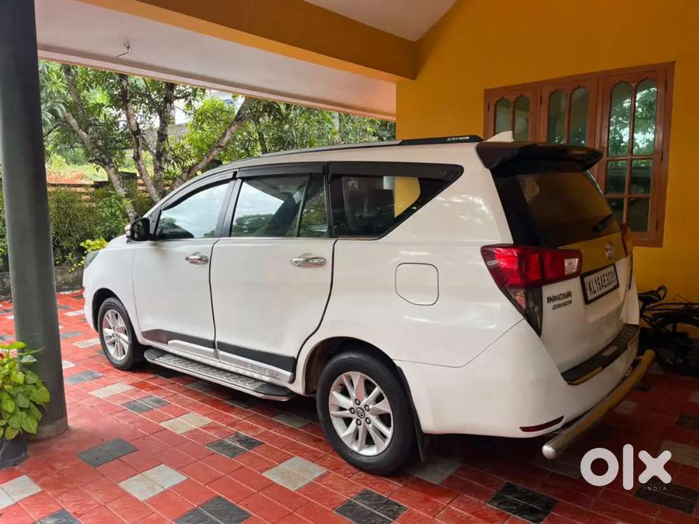 Toyota Innova Crysta 2017 Diesel Manual