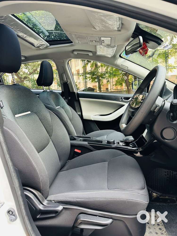 Tata Nexon Creative Plus S 1.2 Revotron Petrol 7dca Dt, 2024, Petrol