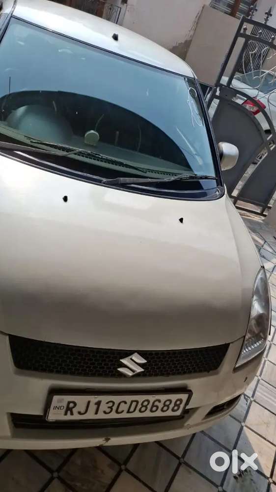 Maruti Suzuki Swift Vxi