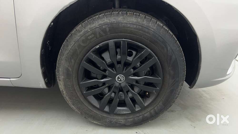 Maruti Suzuki Dzire 1.2 Vxi, 2020, Petrol