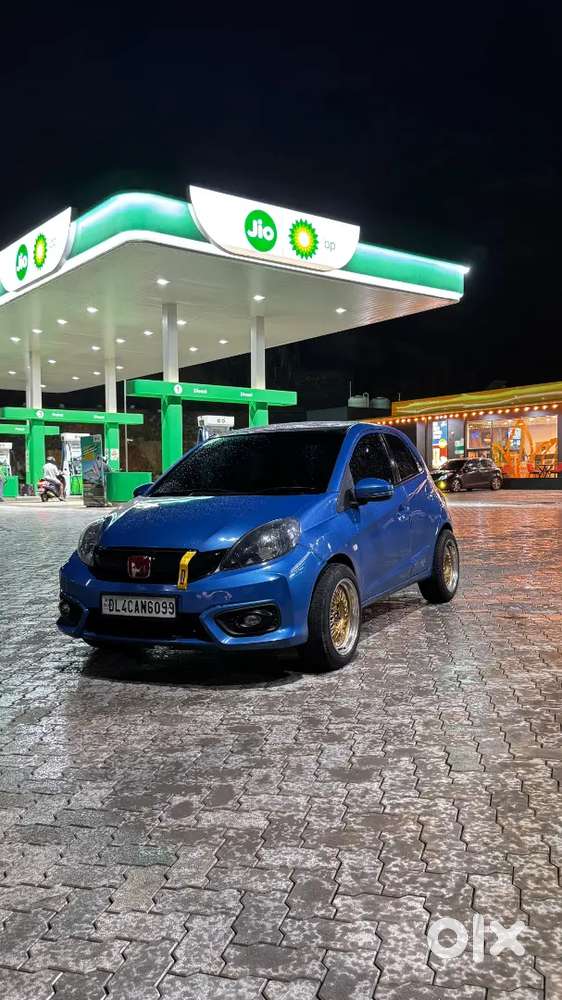 Honda Brio  2012