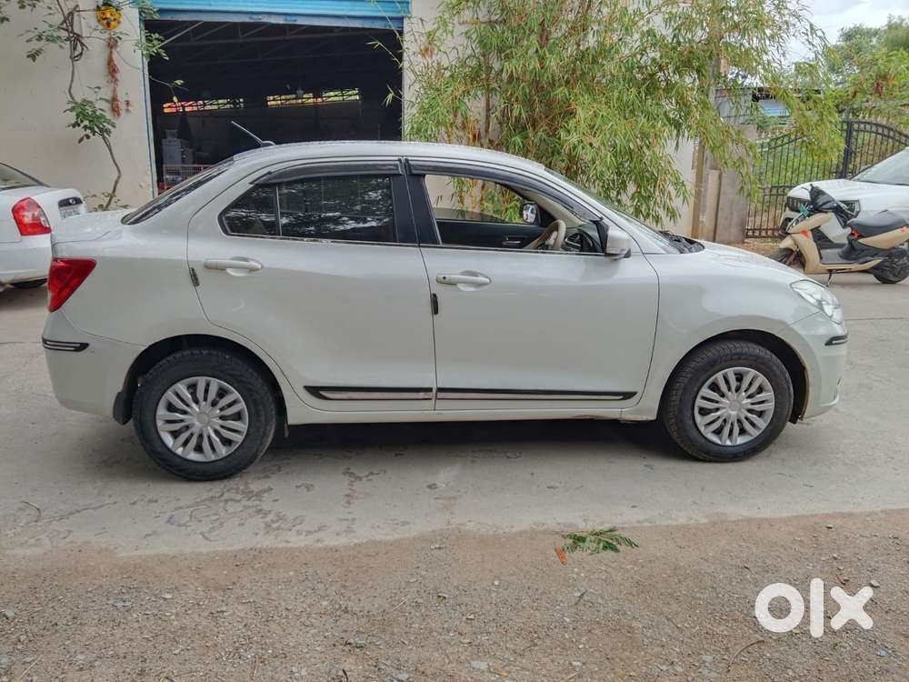 Maruti Suzuki Swift Dzire 1.3 Vxi, 2022, Petrol