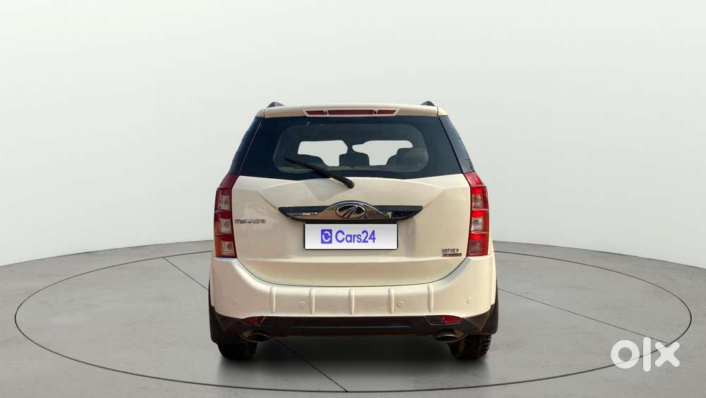 Mahindra XUV500 AT W10 FWD, 2017, Diesel