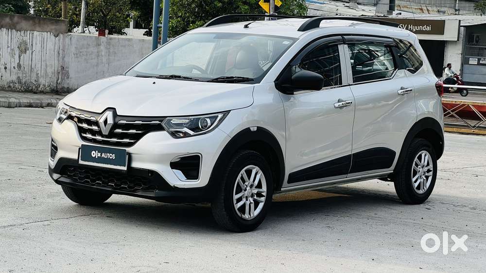 Renault Triber Rxt, 2022, Petrol