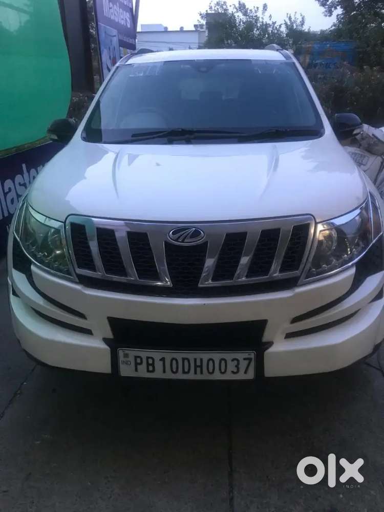 Mahindra Xuv500 2012 Diesel 90000 Km Driven