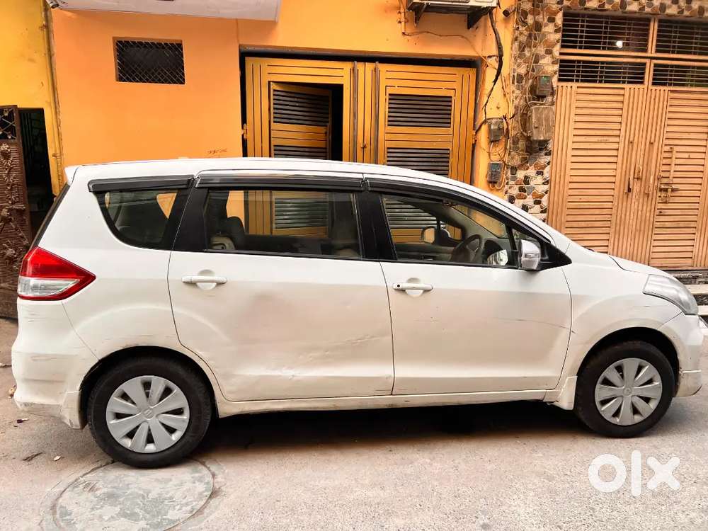 Maruti Suzuki Ertiga 2017 Cng & Hybrids 80000 Km Driven