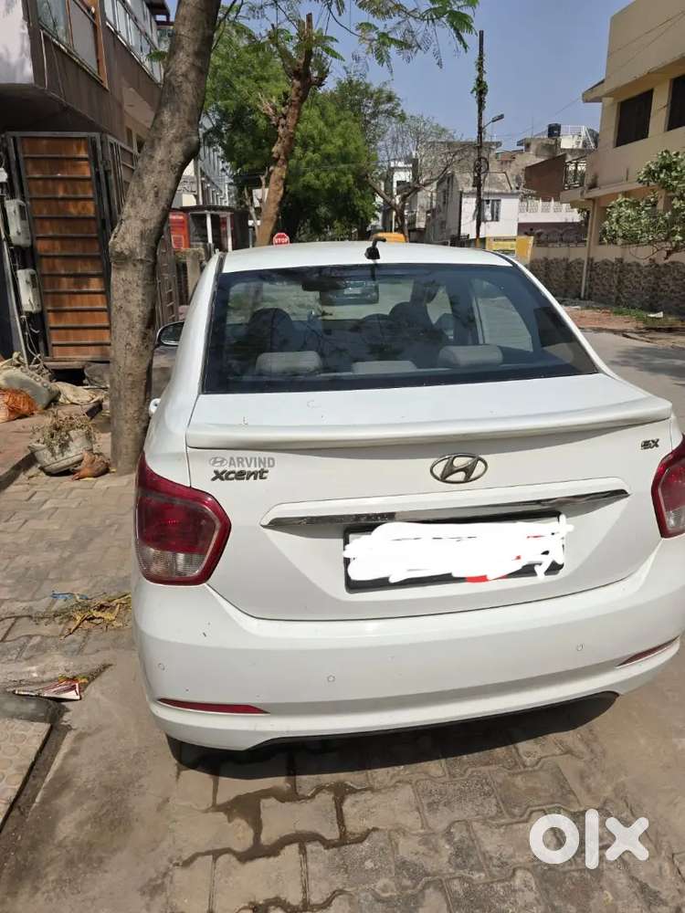 Hyundai Xcent 2017 Petrol Well Maintained