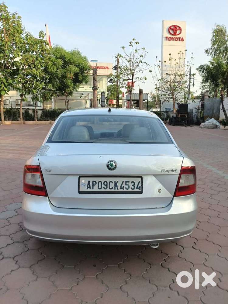 Skoda Rapid 2011-2013 1.6 Tdi Ambition, 2012, Diesel