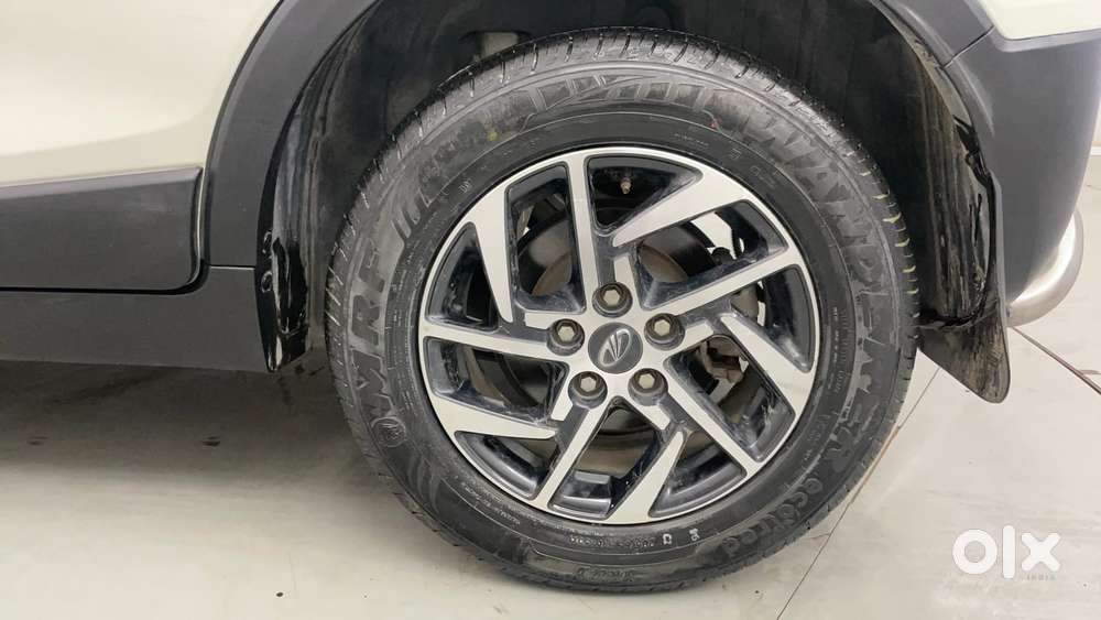 Mahindra Xuv300 W8 Option, 2022, Petrol