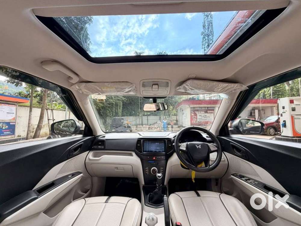 Mahindra Xuv300 W6, 2023, Petrol