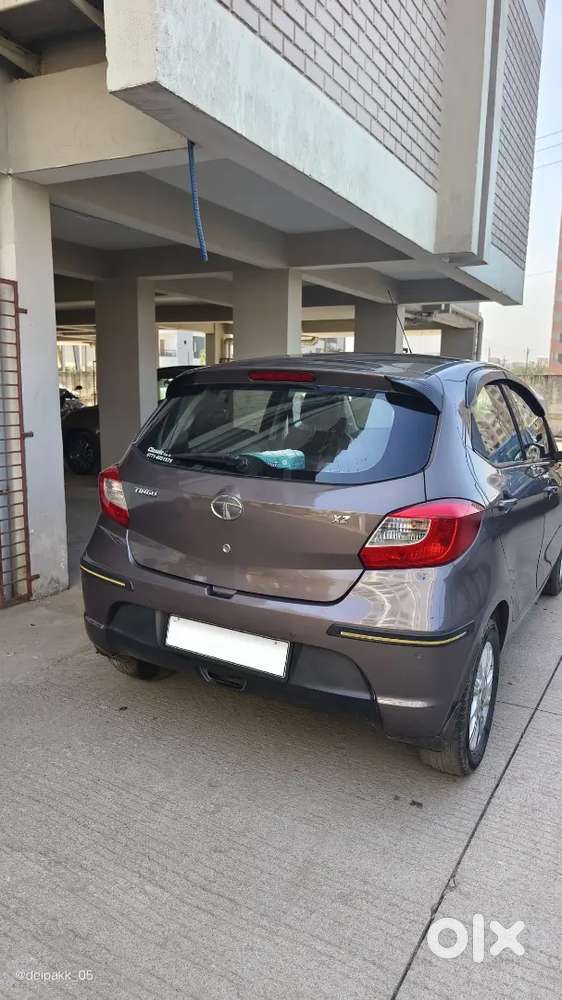 Tata Tiago Xz Petrol Excellent Condition/single Owner/well Maintained