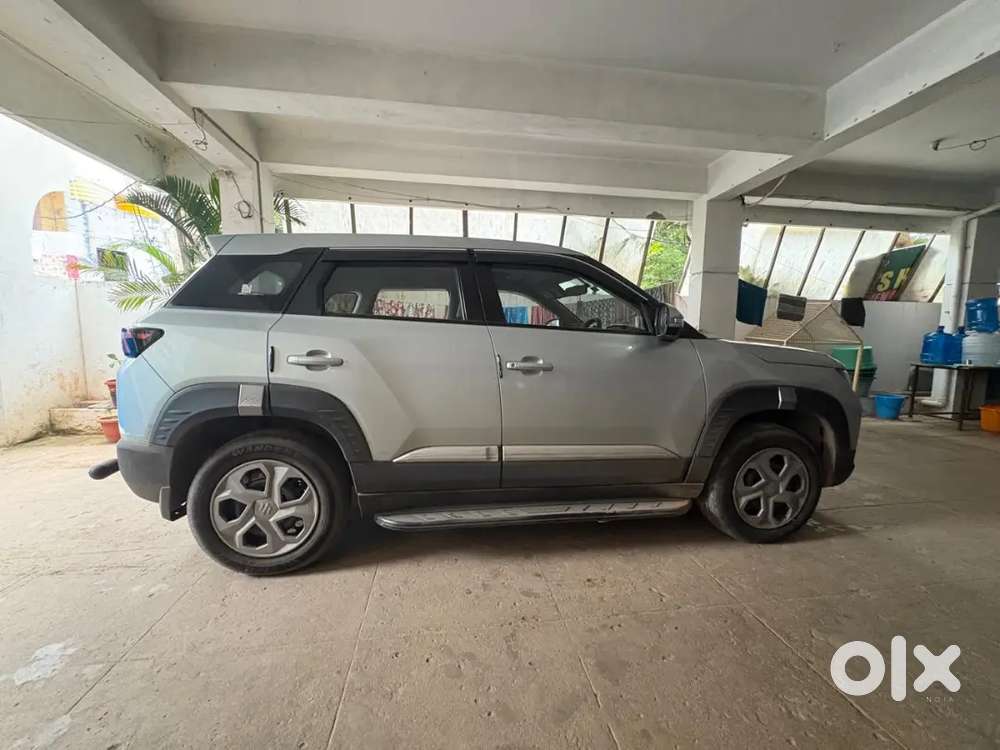Maruti Suzuki Brezza 2025 Petrol 9500 Km Driven Automatic