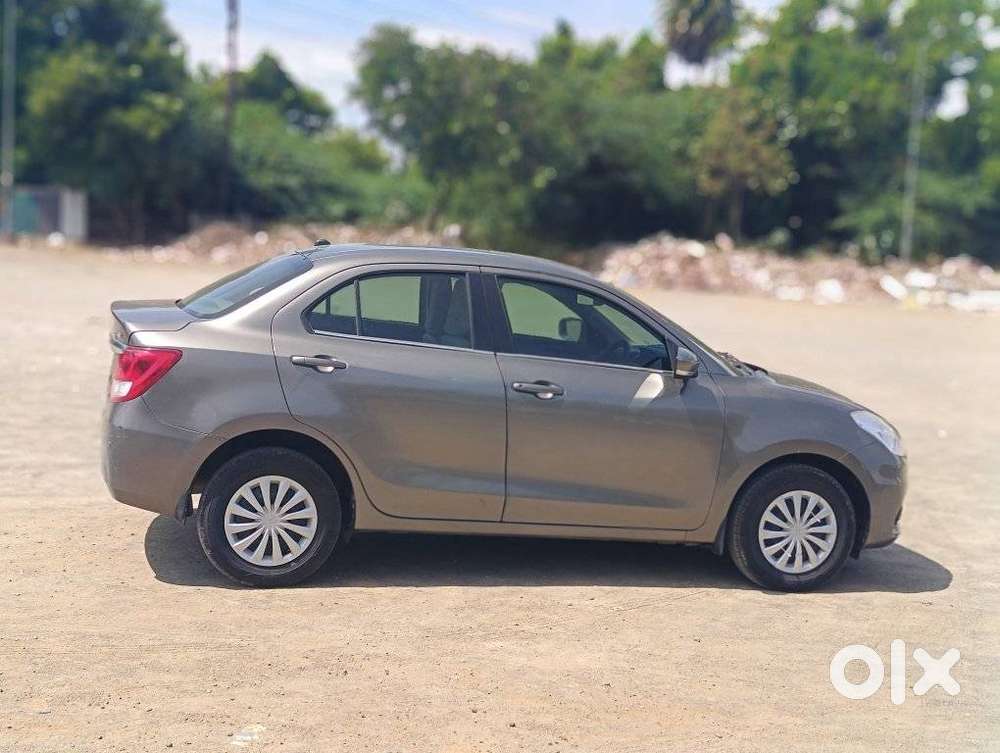 Maruti Suzuki Dzire Vdi Amt, 2017, Diesel