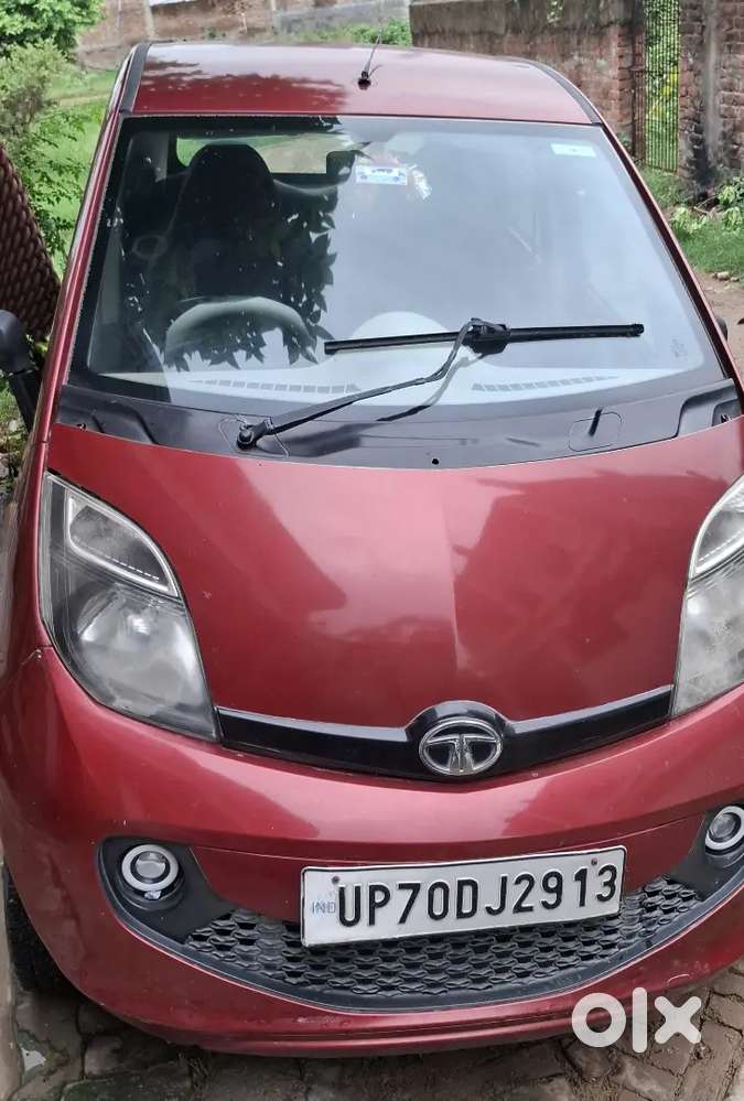 Gaadi Me Koi Kami Nhi Hai