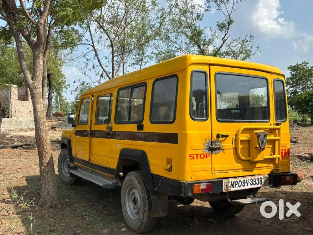 Force Toofan School Bus
