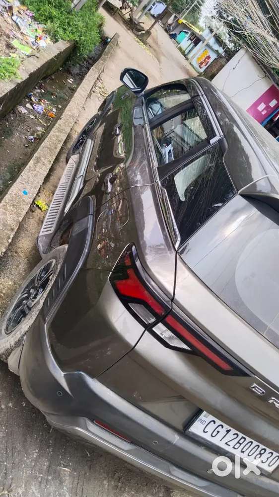 Maruti Suzuki Brezza 2024 Petrol 45000 Km Driven