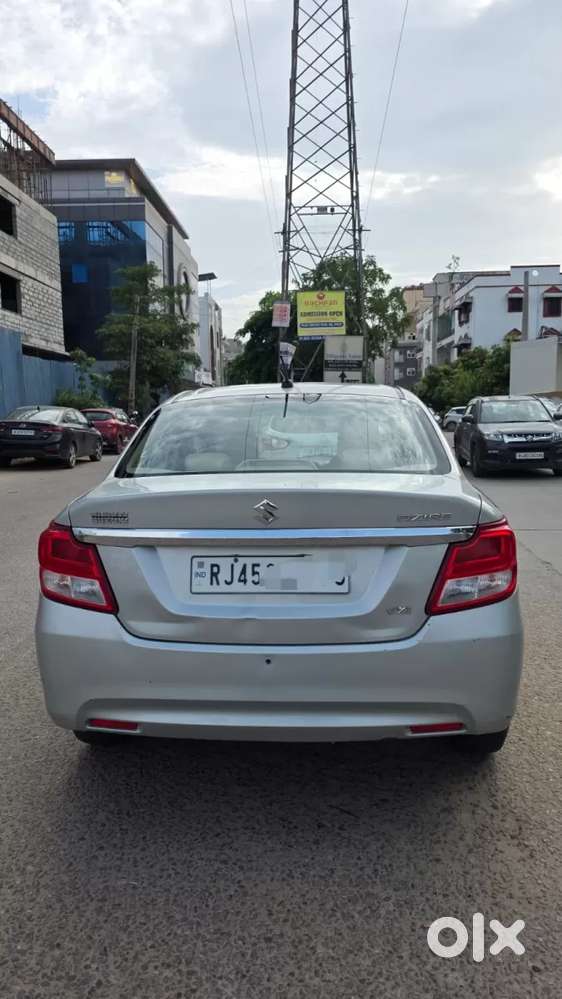 Maruti Suzuki Dzire 1.2 Vxi, 2019, Petrol