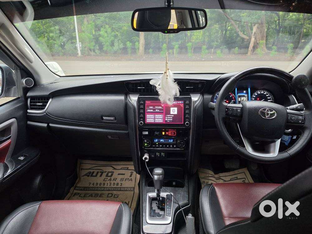Toyota Fortuner Leader Edition (at), 2024, Diesel