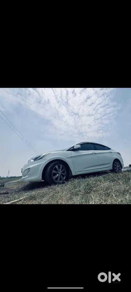 Hyundai Verna 2012 Diesel 102000 Km Driven