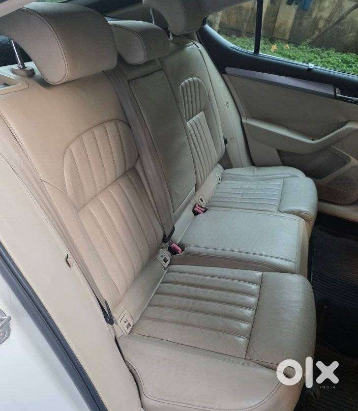 Skoda Superb Style 1.8 Tsi At, 2016, Petrol