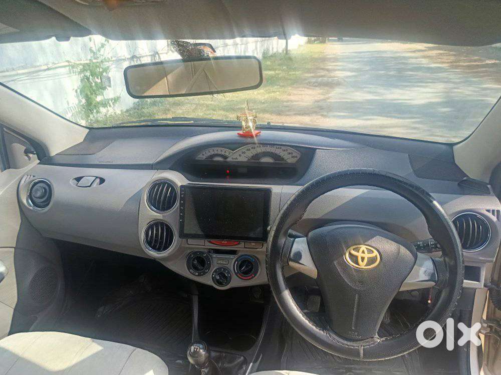 Toyota Etios 2010-2012 Vx, 2011, Cng & Hybrids