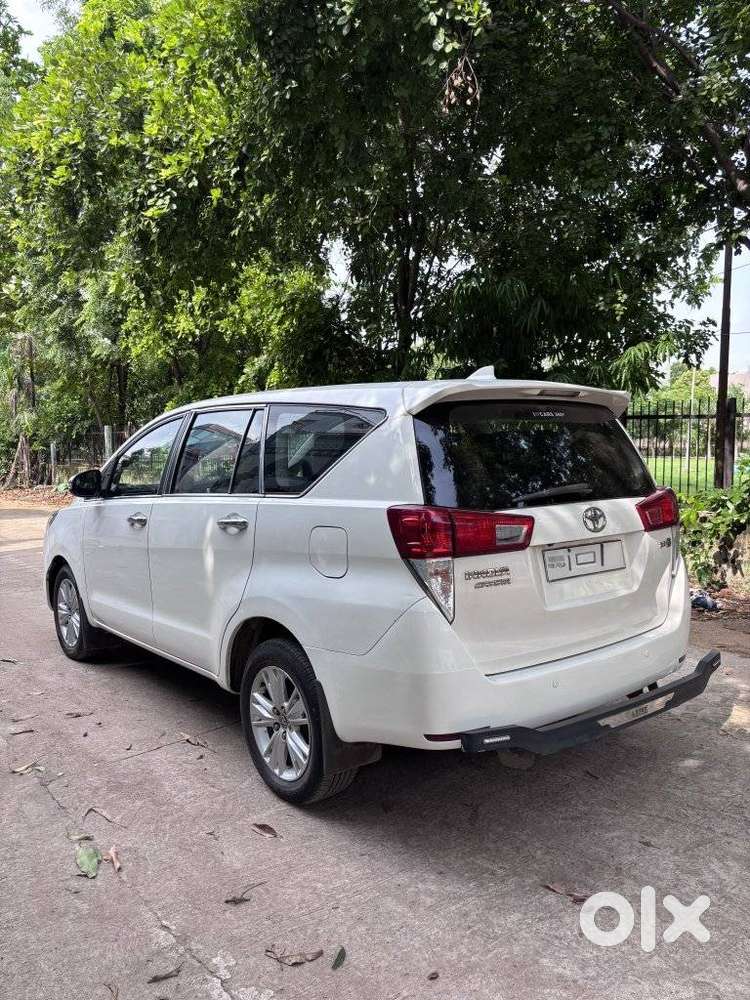 Toyota Innova Crysta 2.8z Automatic, 2019, Diesel