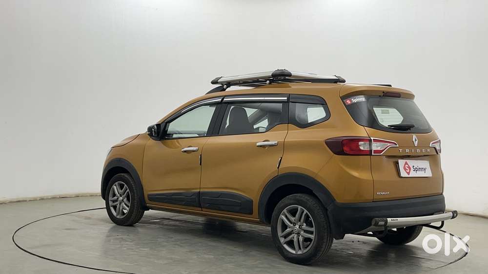 Renault Triber Rxz, 2021, Petrol