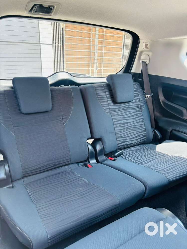 Toyota Innova Crysta 2.7 (rare)