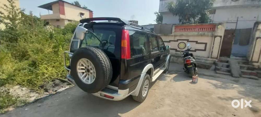 Ford Endeavour 2.5 2004
