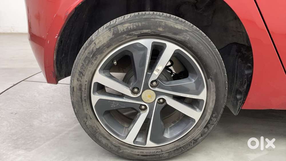 Tata Altroz Xz, 2021, Petrol