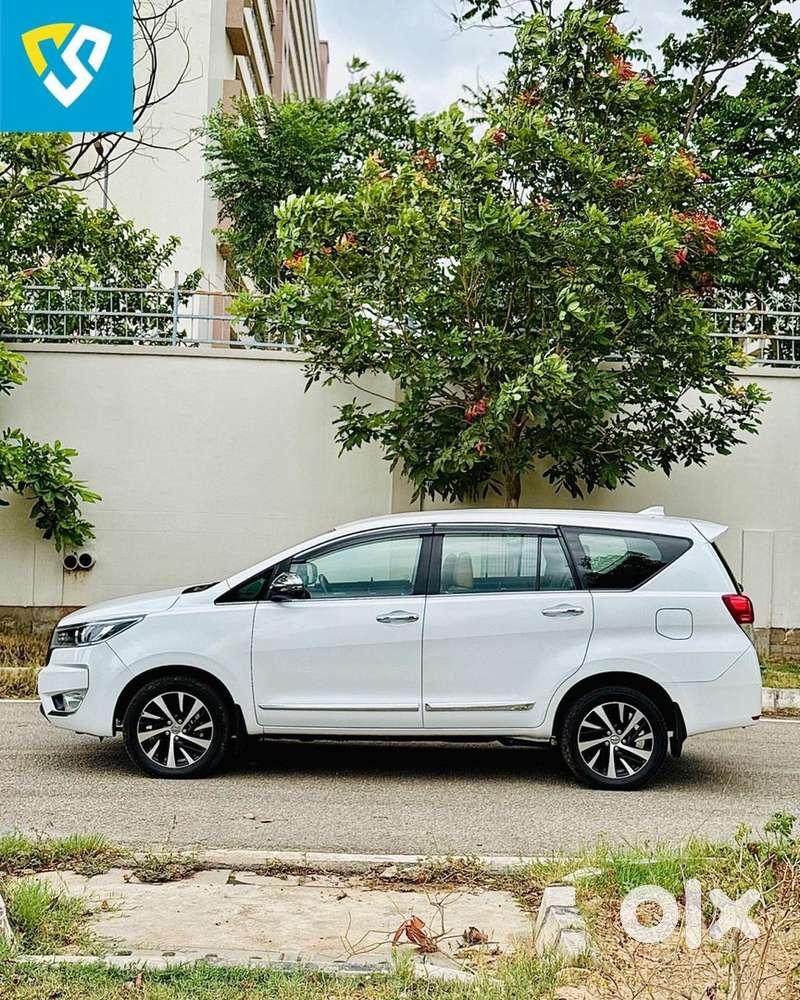 Toyota Innova Crysta Diesel 2024