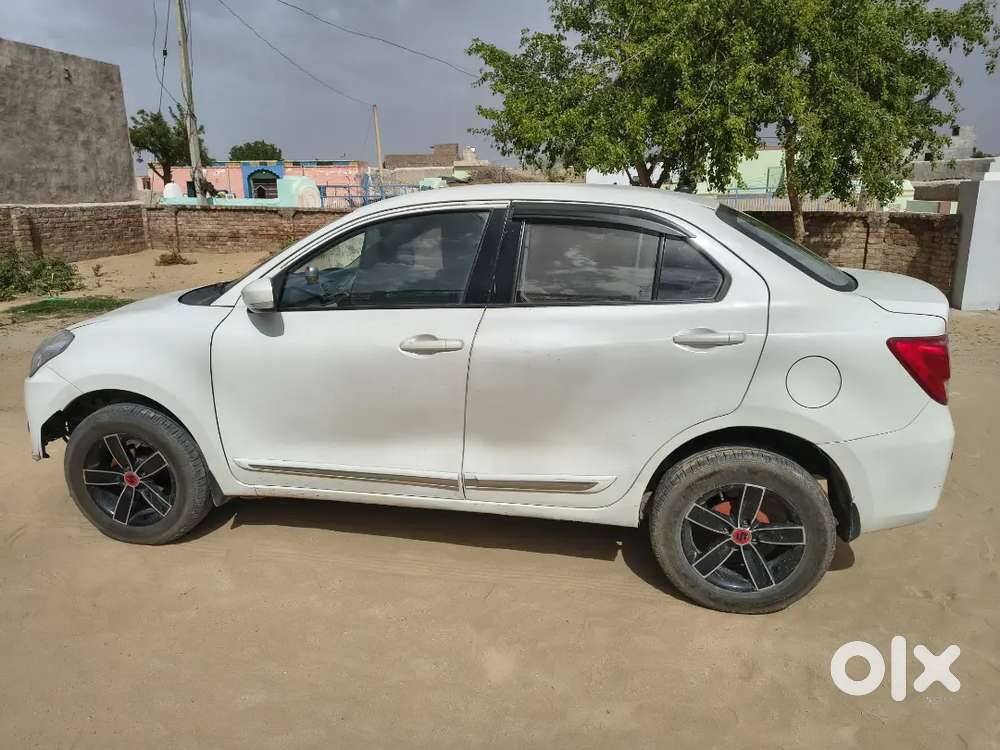 Maruti Suzuki Swift Dzire 2017 Diesel Well Maintained
