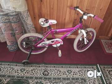 Pink colour good condition huffy bike Bicycles 1763134365