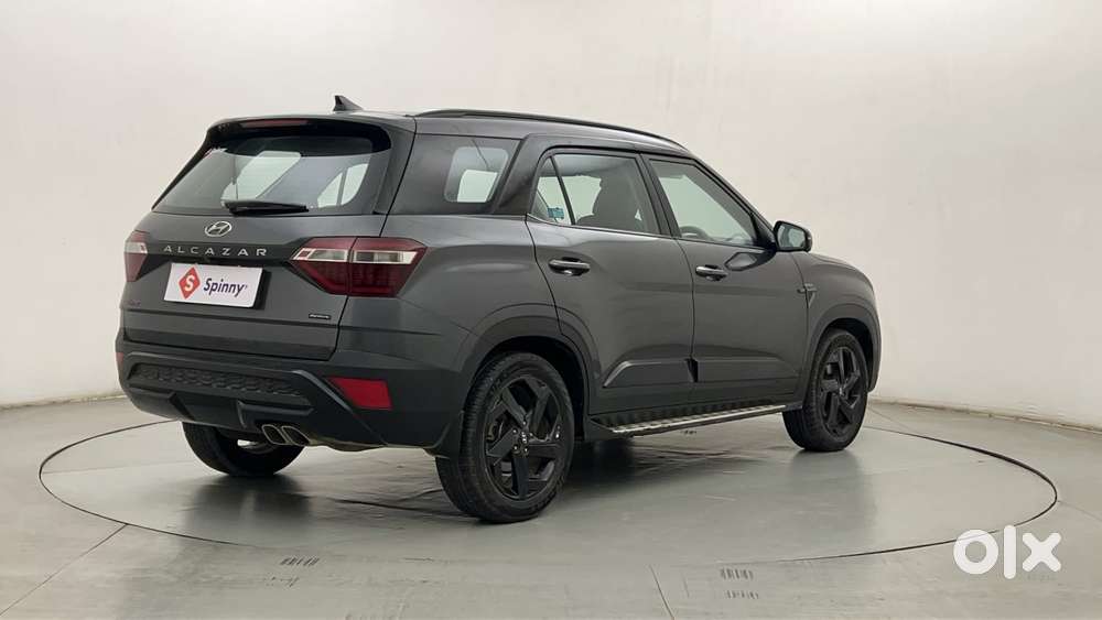 Hyundai Alcazar 1.5 Tdct Signature (o) 7s Petrol, 2023, Petrol
