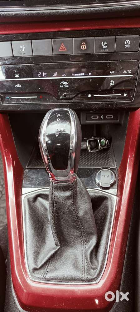 Skoda Kushaq 1.0 Tsi Style At, 2022, Petrol