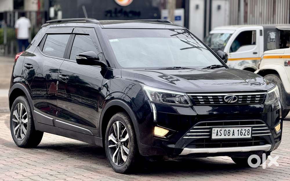 Mahindra Xuv300 W8 Option, 2021, Petrol