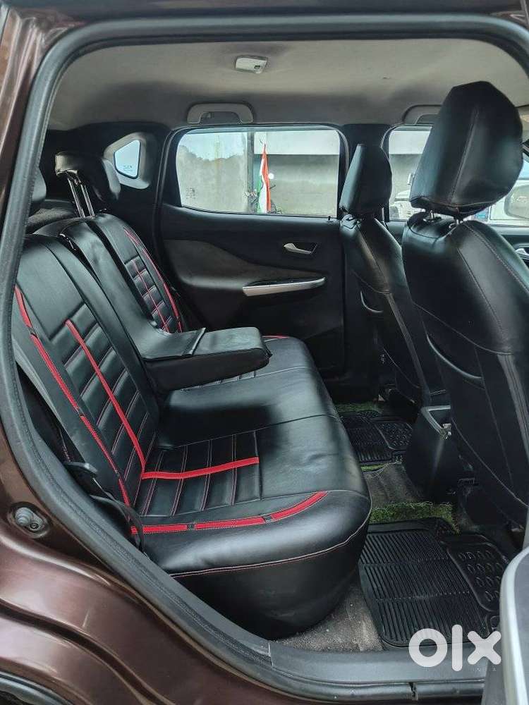 Nissan Magnite 1.0 Xv Premium, 2021, Petrol