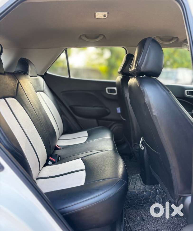 Hyundai Venue S Turbo Dct, 2020, Petrol